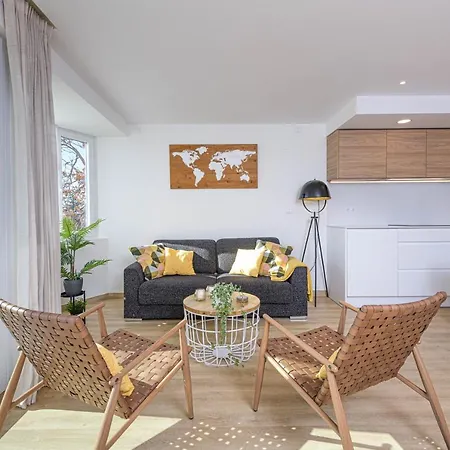 Apartment Juan Valera - Bellavista *